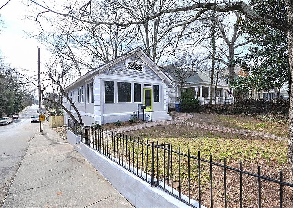 1st image of 802 Dill Ave SW