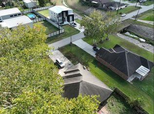 4002 Avenue Q 1/2, Santa Fe, TX 77510