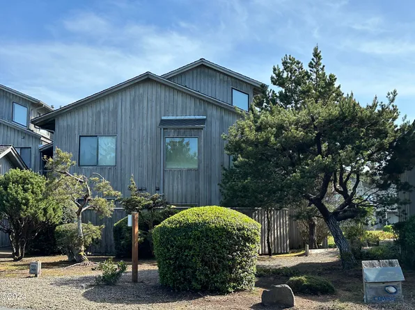4175 N Highway 101 APT B7, Depoe Bay, OR 97341
