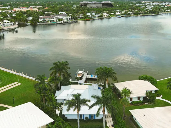 1233 Church Lane, North Palm Beach, FL 33408