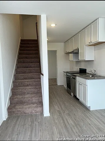 2 bed, 2.0 bath, 661 sqft, $1,150 — Photo 2
