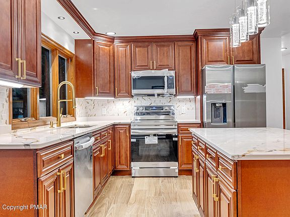 5th image of 7143 Robinwood Dr