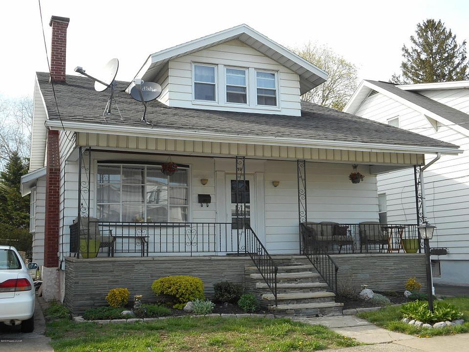 1st image of 59 2nd Ave