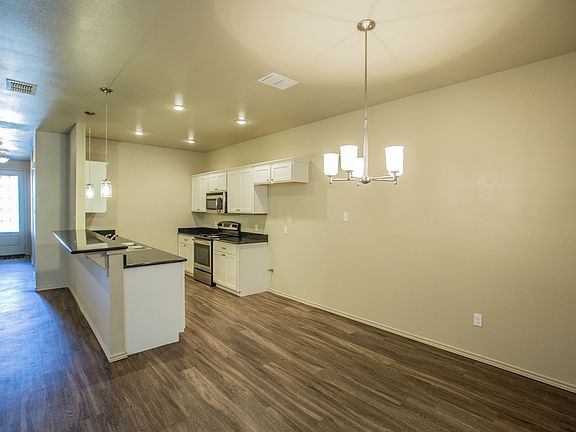 5th image of 2114 10th St