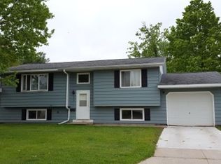 2023 Alton St, Wisconsin Rapids, WI 54495