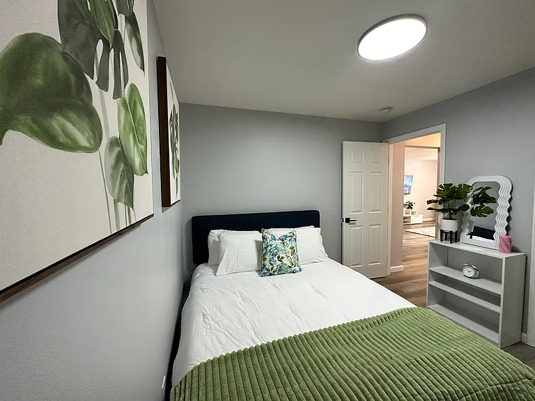 314 Oak St #26 — Photo 32