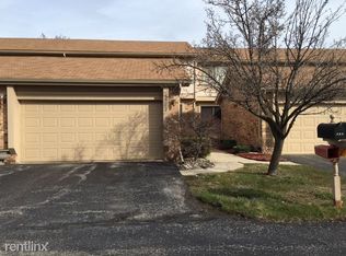 20243 Evergreen Meadows Rd #1, Southfield, MI 48076