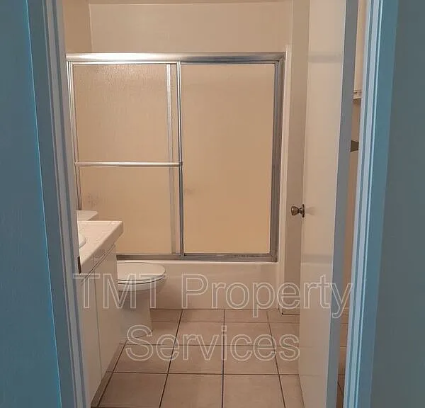 413 E Rice Ranch Rd — Photo 9
