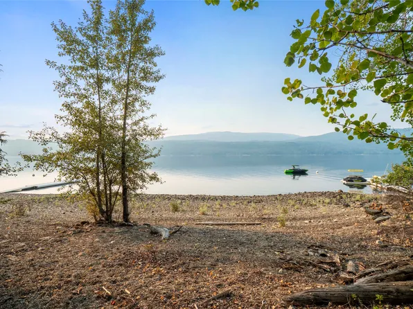 7690 Squilax Anglemont Rd, Columbia Shuswap, BC V0E 1M8