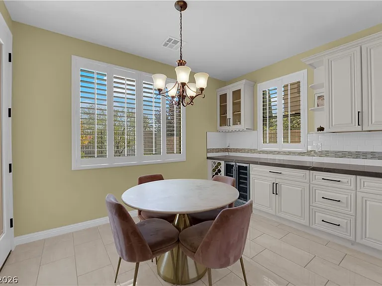 608 Highland Bluff Way — Photo 11