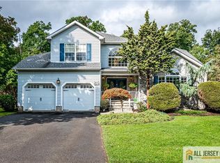40 Jared Blvd, Kendall Park, NJ