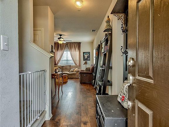 2nd image of 3184 Tarrant Ln