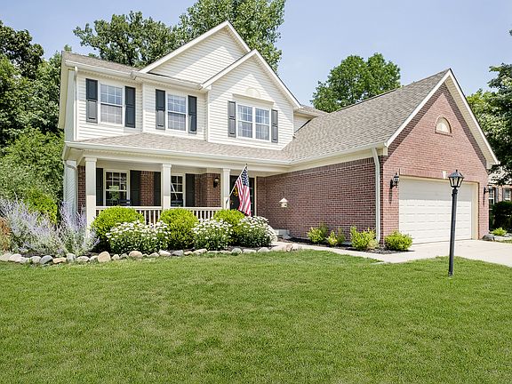 2nd image of 8846 Providence Dr