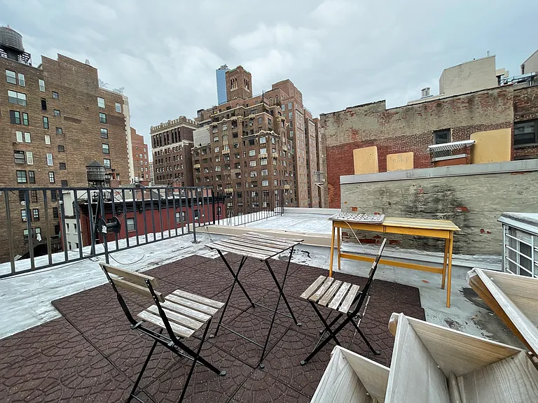 72 Irving Pl #5A — Photo 11