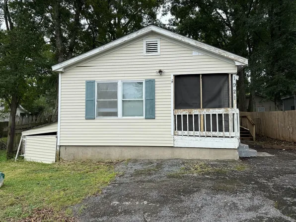 1921 Quitman St, North Charleston, SC 29405