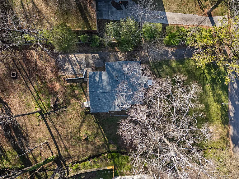 2583 Joyce Ave — Photo 31