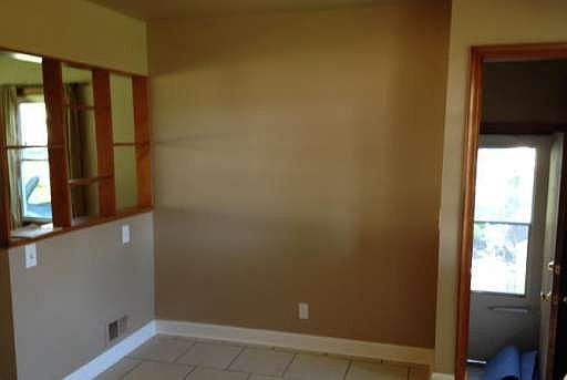 4th image of 8621 Pinkney St