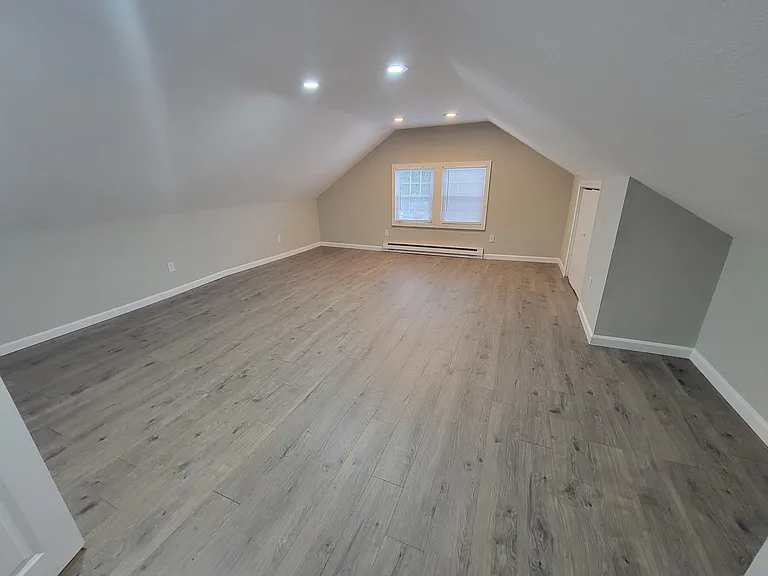 415 N Clinton St #3 — Photo 10