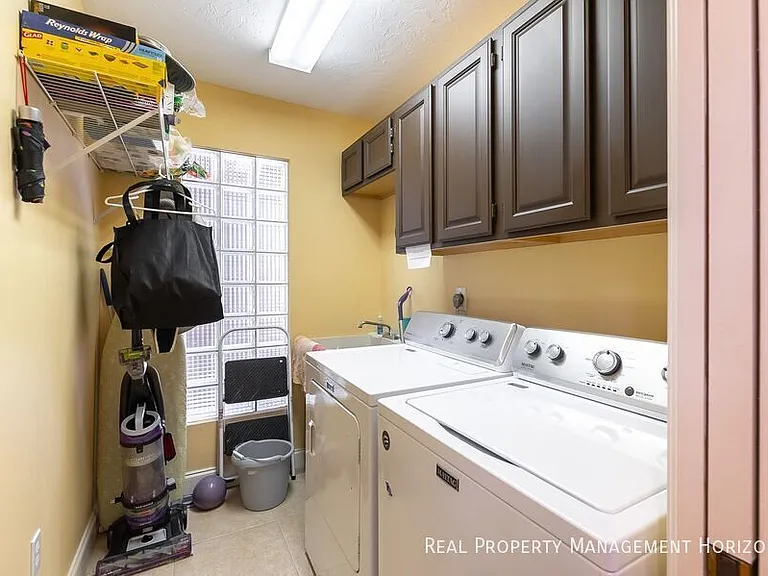 6815 Pleasant Hill Rd — Photo 16