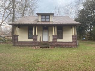125 E 3rd Ave, Central City, KY 42330