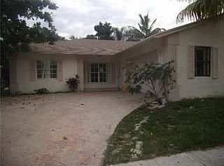 1st image of 5890 Lincoln Cir W