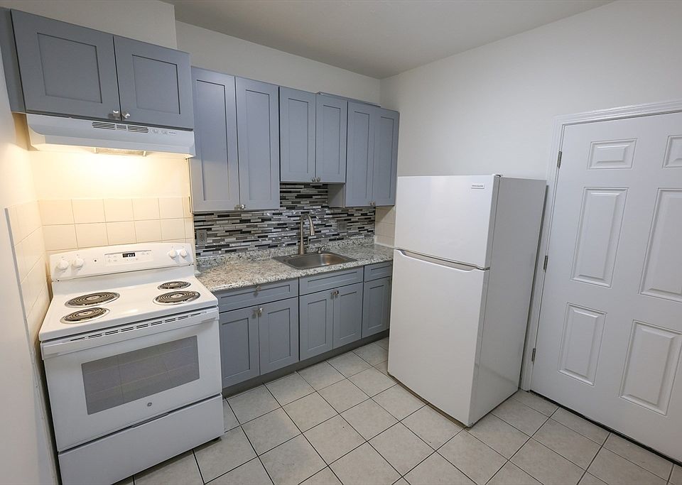 1st image of 127 Intervale St #3