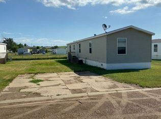 223 C St, Dickinson, ND 58601