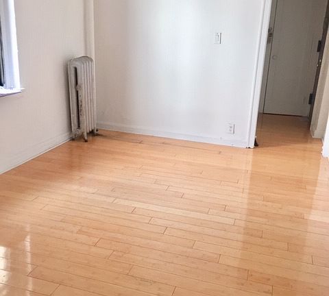 4th image of 21-37 33rd St #2E