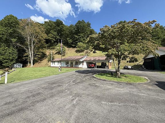 3rd image of 4207 Poplar Creek Rd