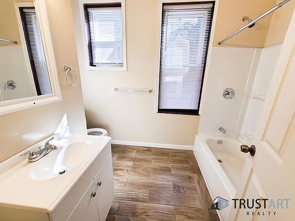 2nd image of 1221 W Allegheny Ave Floor 3