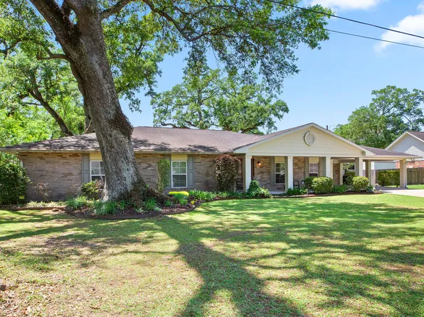 200 Sandager Ave, Jeanerette, LA 70544