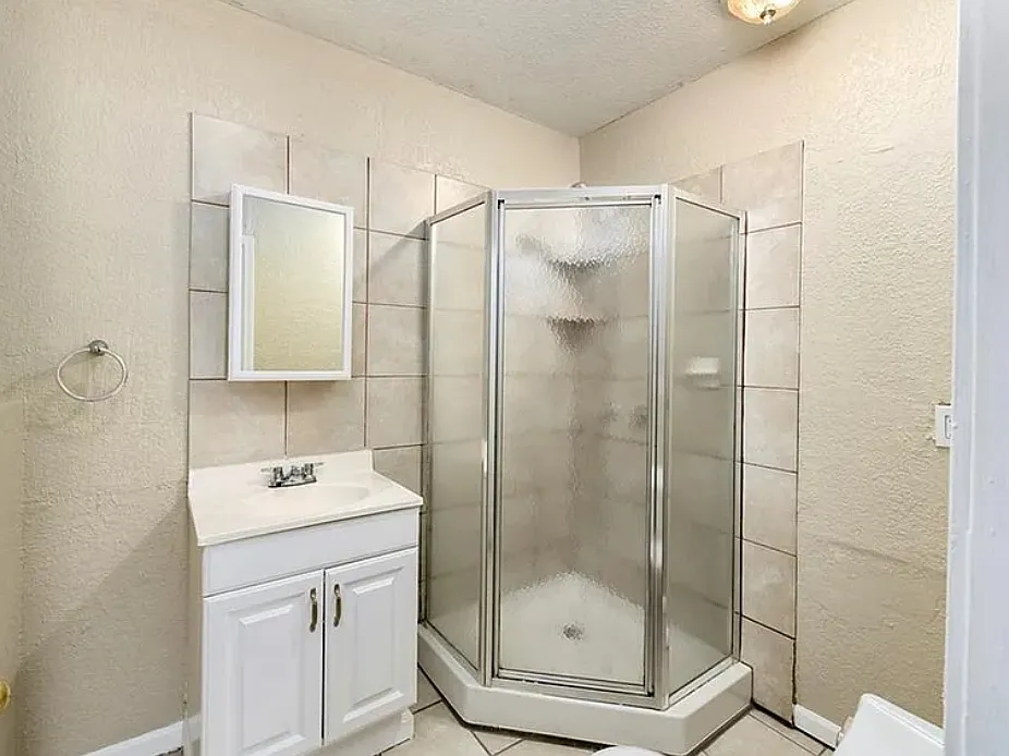 1226 Fremont Ave - 1 — Photo 2
