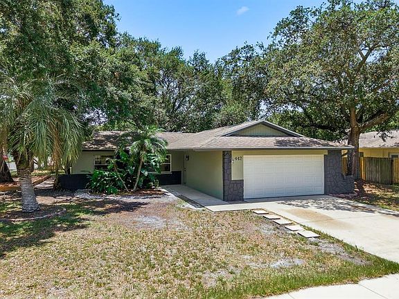 4th image of 442 Evergreen Dr