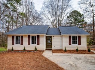 5518 Great Wagon Rd, Charlotte, NC 28215