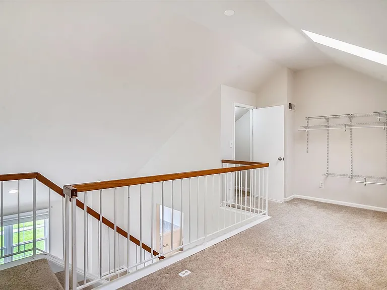 8830 Thomas Lea Ter — Photo 24
