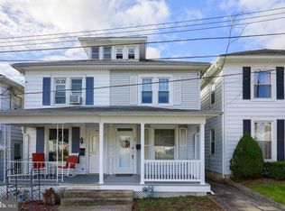 24 Pleasant Ave, Red Lion, PA 17356
