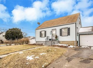 165 Houston Ave, Bridgeport, CT 06606