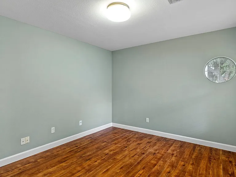 1310 Brighton Bend Ln — Photo 21