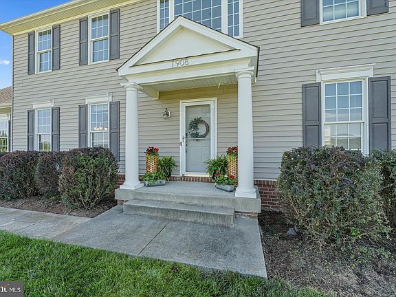 4th image of 11908 Stonehouse View Ct