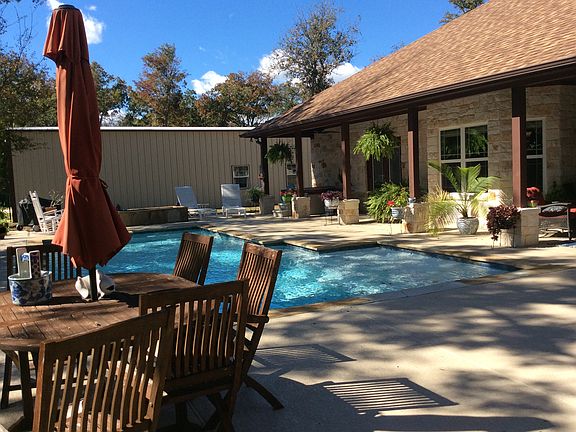 Cool deck sprayed concrete