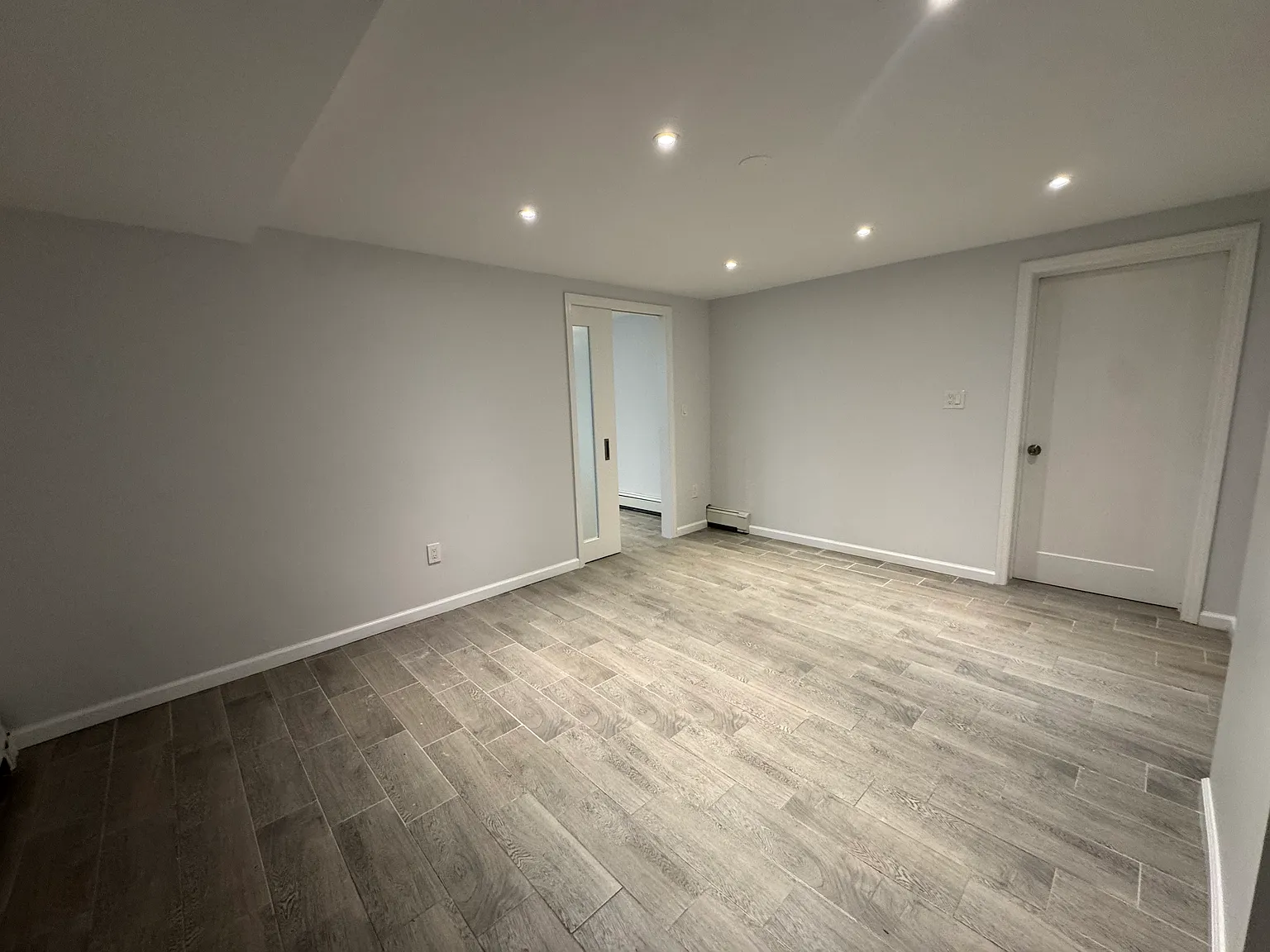1 bed, 750 sqft, $1,900 — Photo 3