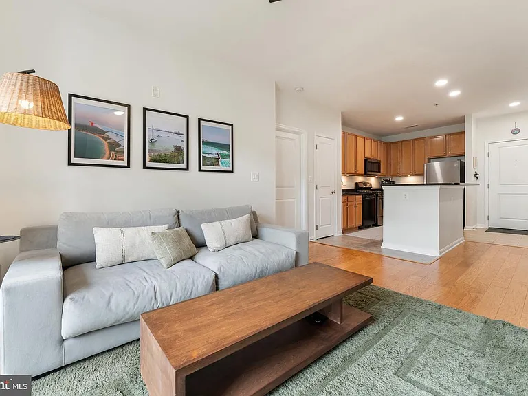 2665 Prosperity Ave #314 — Photo 9