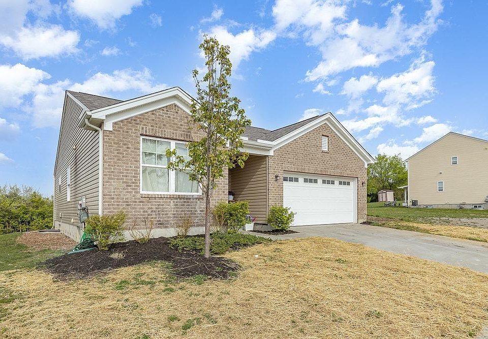 1st image of 1051 Arbor Springs Dr