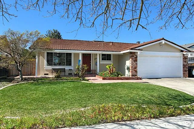 6275 Hopi Cir photo 1