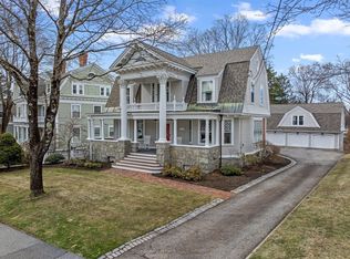 9 Locke St, Andover, MA 01810
