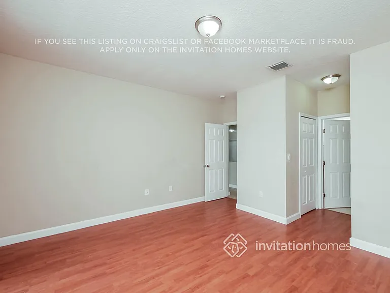 8013 NW 198th St — Photo 10