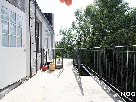 5th image of 97 Troutman St #2B
