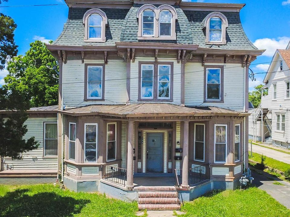 1st image of 194 N Pearl St