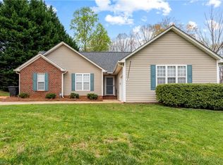 5345 Shady Ridge Ln, Pfafftown, NC 27040