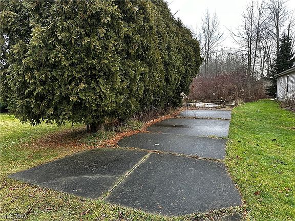 2nd image of Bartlett Dr